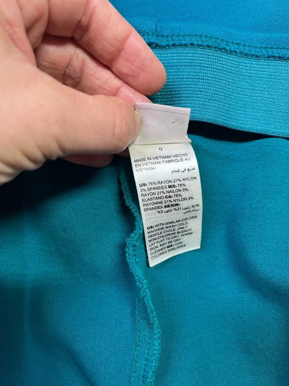 Chico's Size 0 (US 4) Teal Ponte Pull-On Cropped Pants